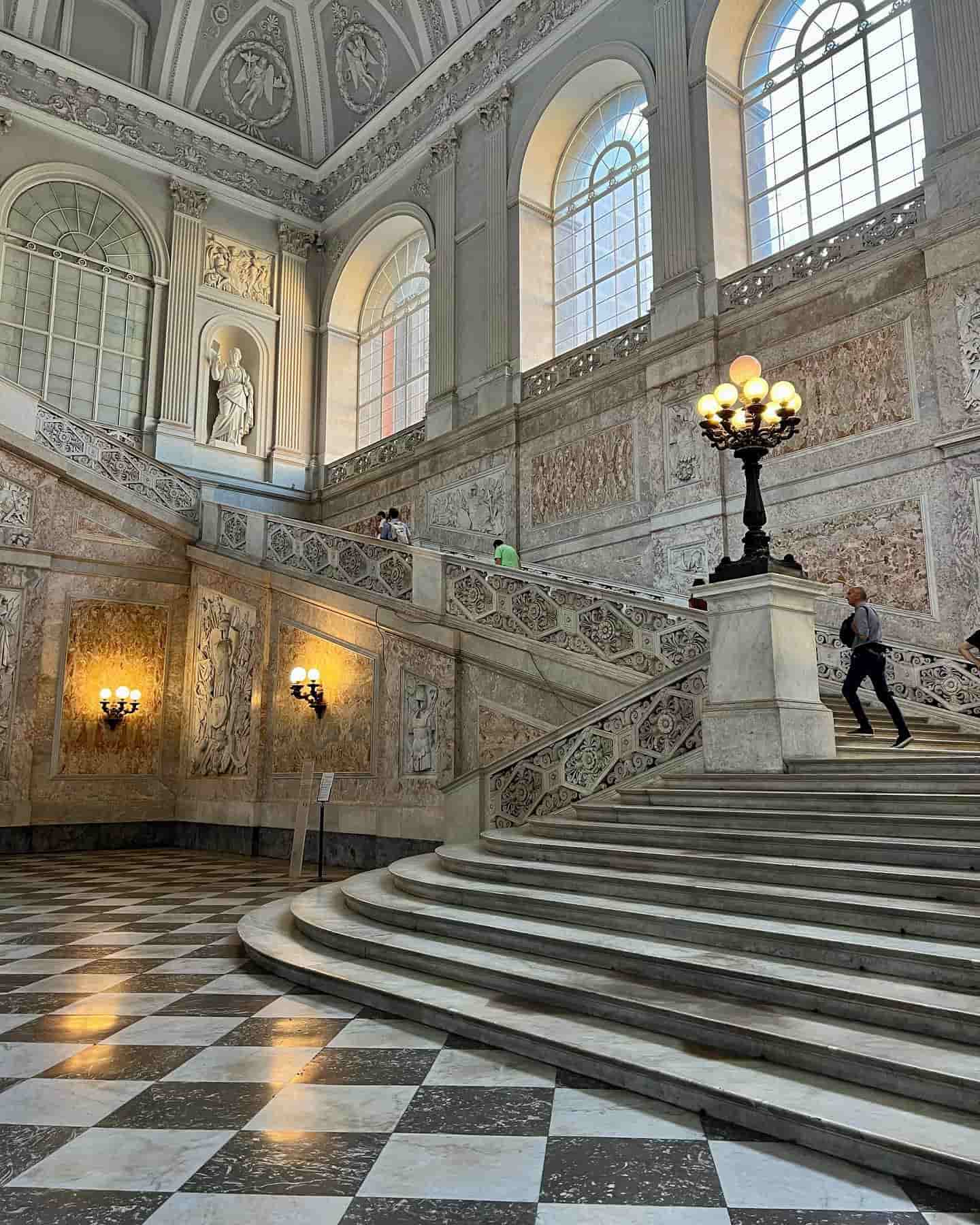 Piazza_del_Plebiscito_Inside_Italy3.0