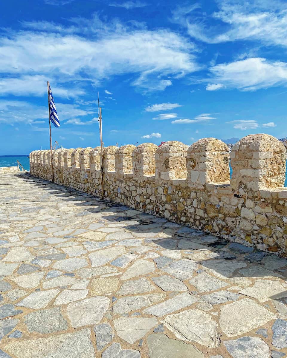 Rocca a Mare Fortress