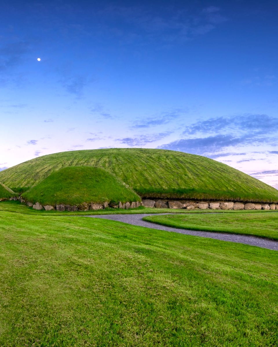 Knowth Passage Tombs, Dublin