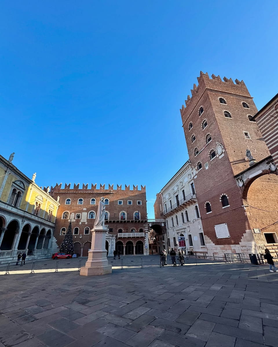 Piazza Delle Erbe, Italy