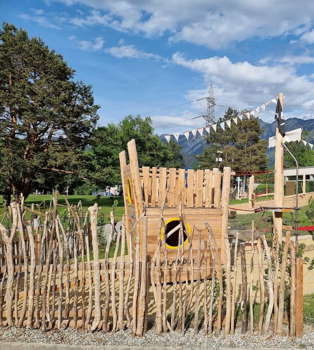 Aquamarin Adventure Pool