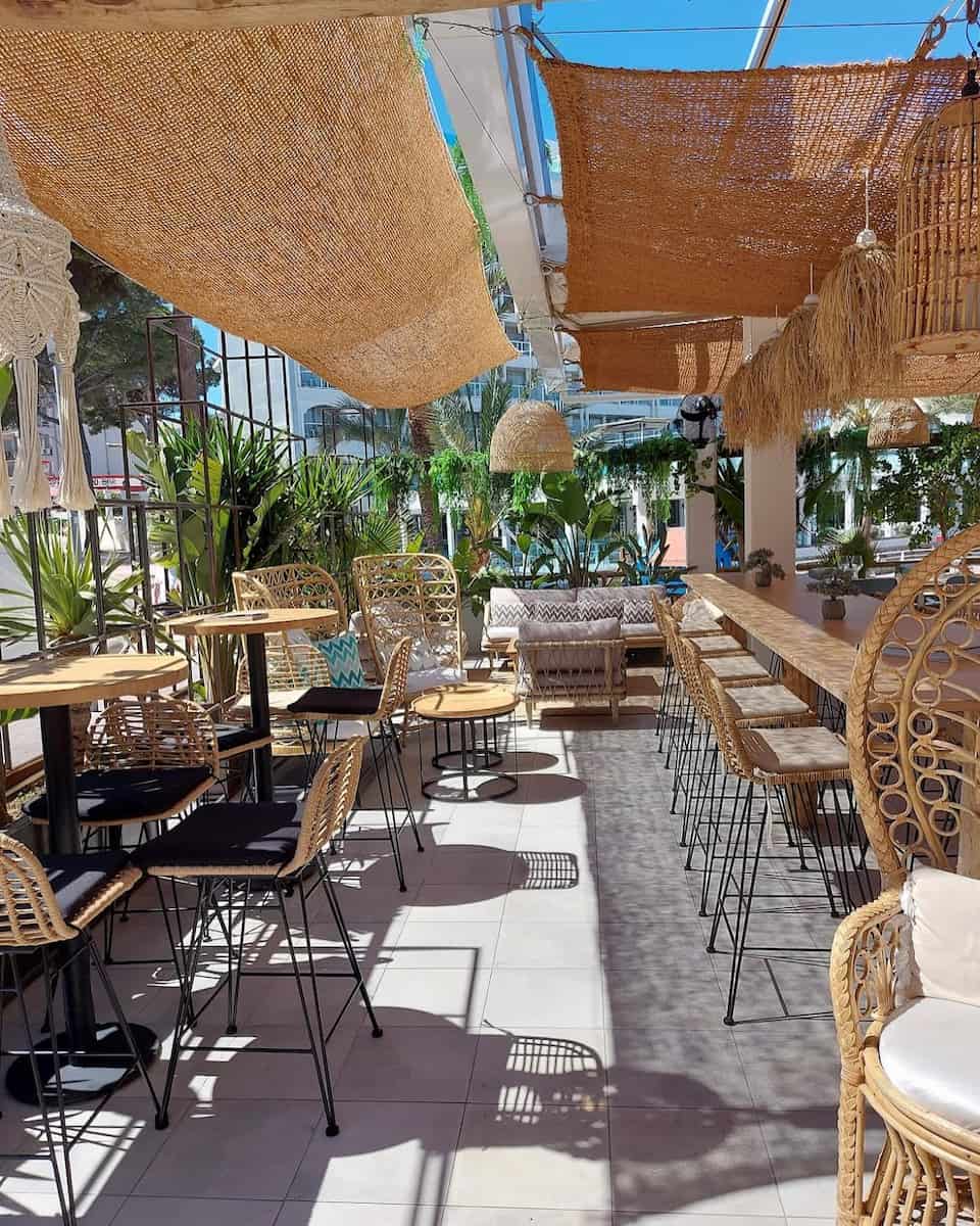 Bars and Restaurants, Palma Nova