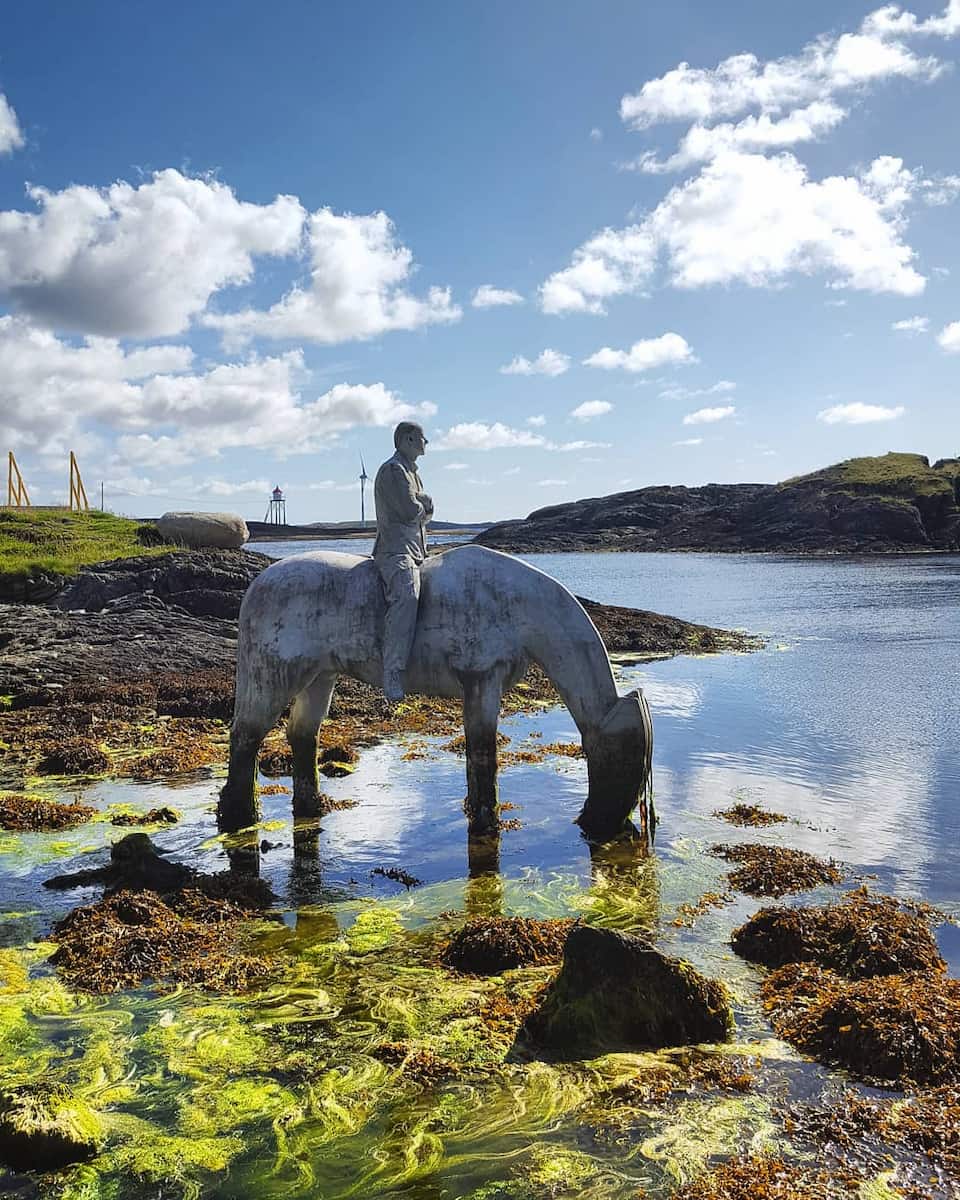 Coastal Trail to Kvalsvik