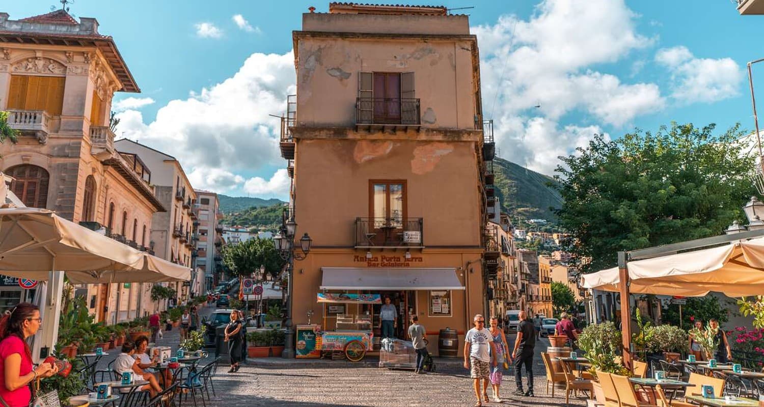 Old town, Cefalù