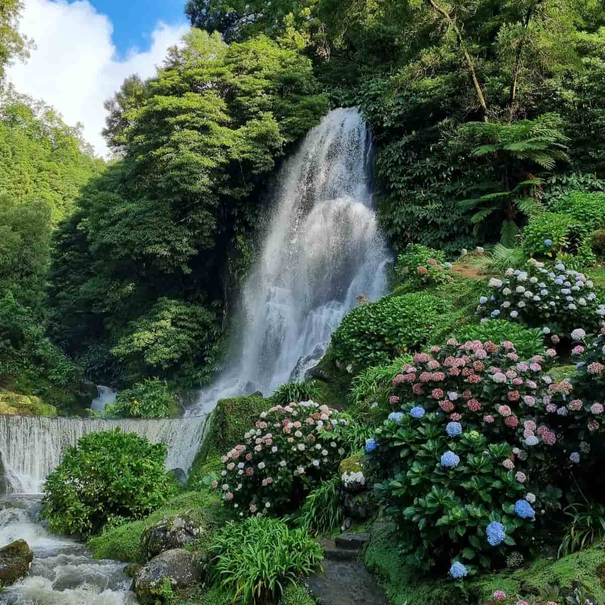 Ribeira dos Caldeirões