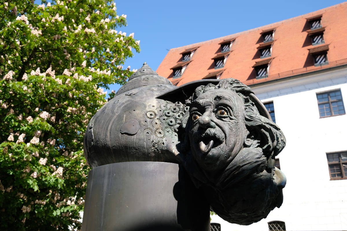 Einstein Brunnen, Ulm