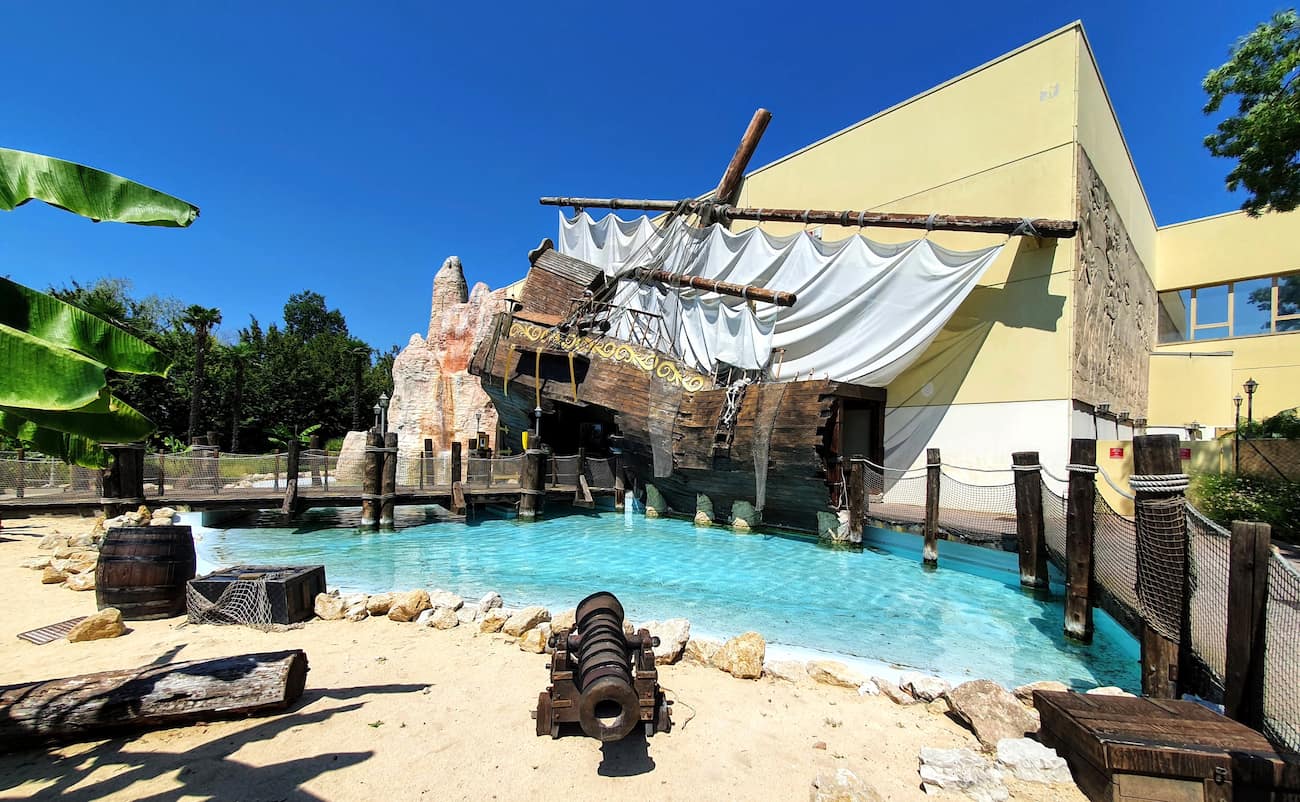 Gardaland SEA LIFE Aquarium Sirmione