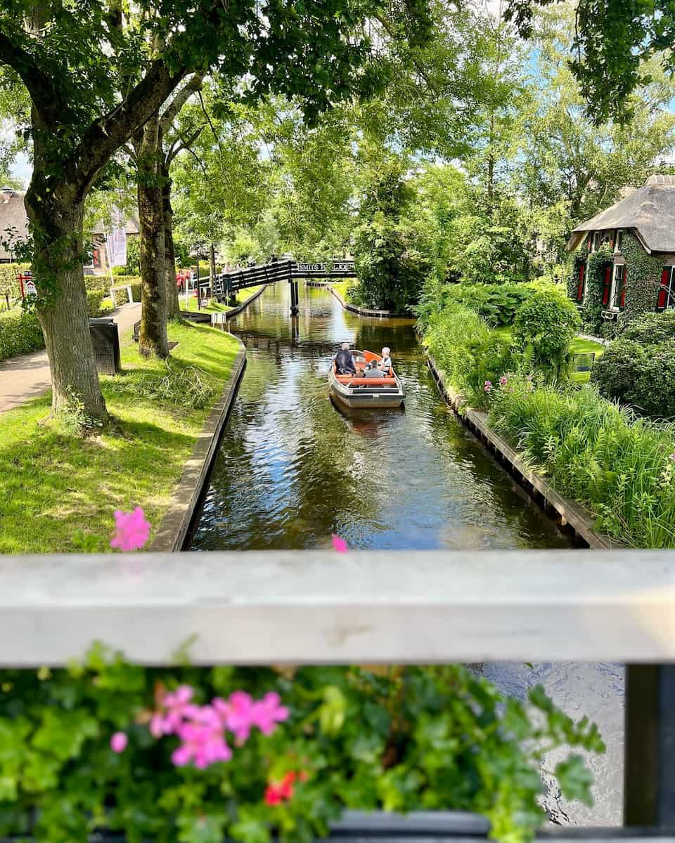 Giethoorn Bridges
