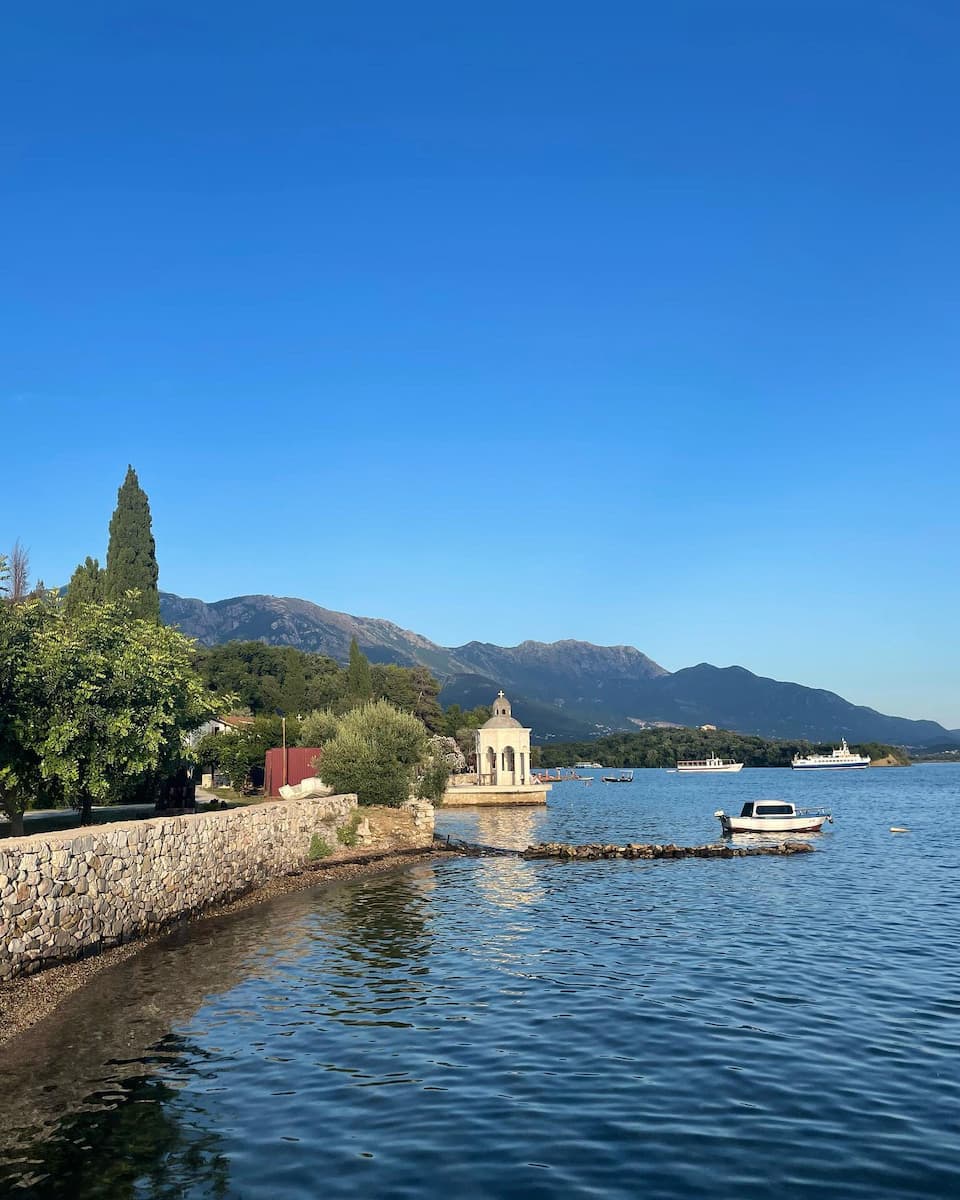 Island of Flowers, Tivat