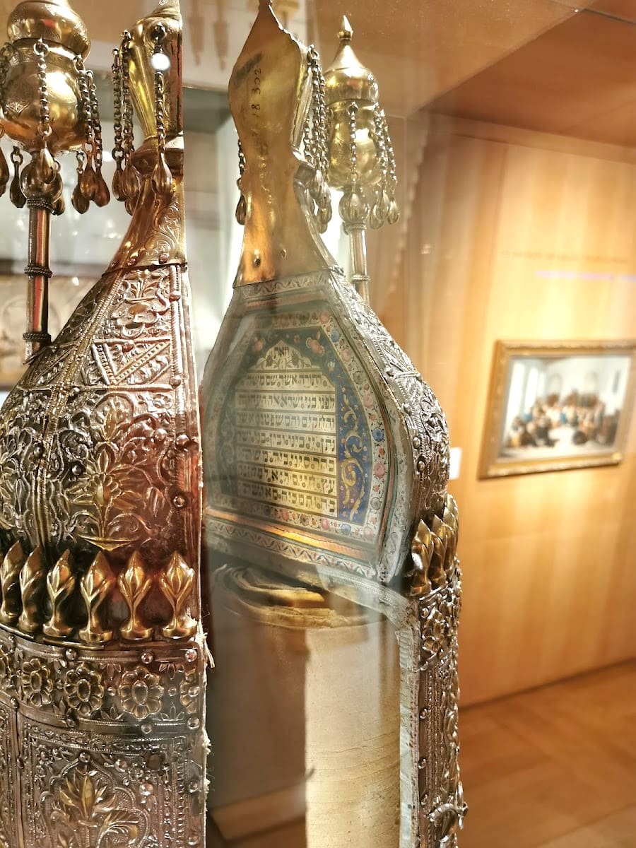 Inside of Musée d'art et d'histoire du Judaïsme, Le Marais