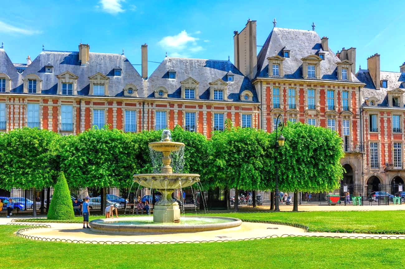 Place des Vosges Gardens, Le Marais