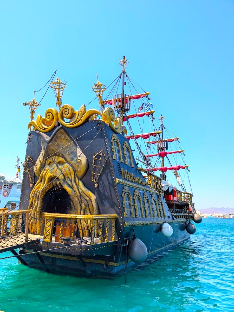 The Pirates of Kos, Kos Town