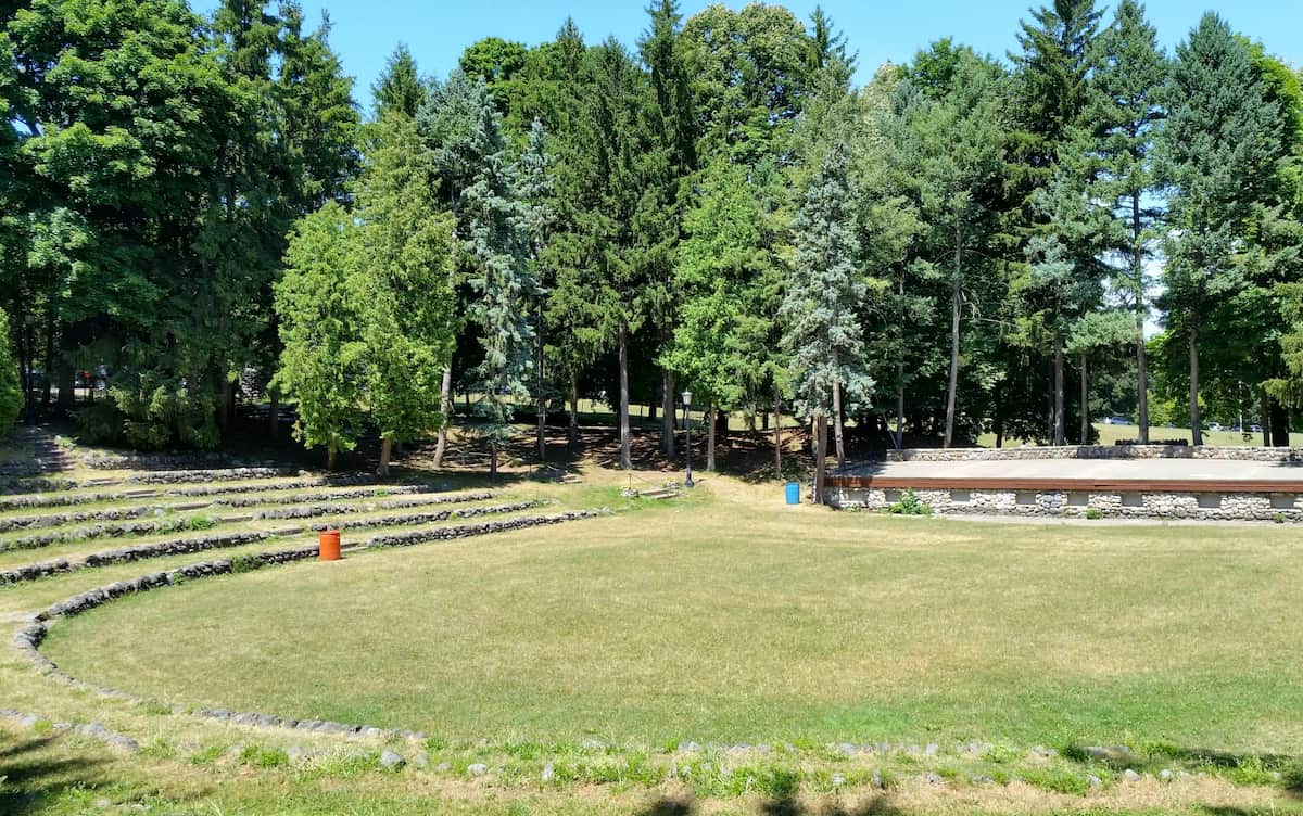 Thornden Park, Syracuse