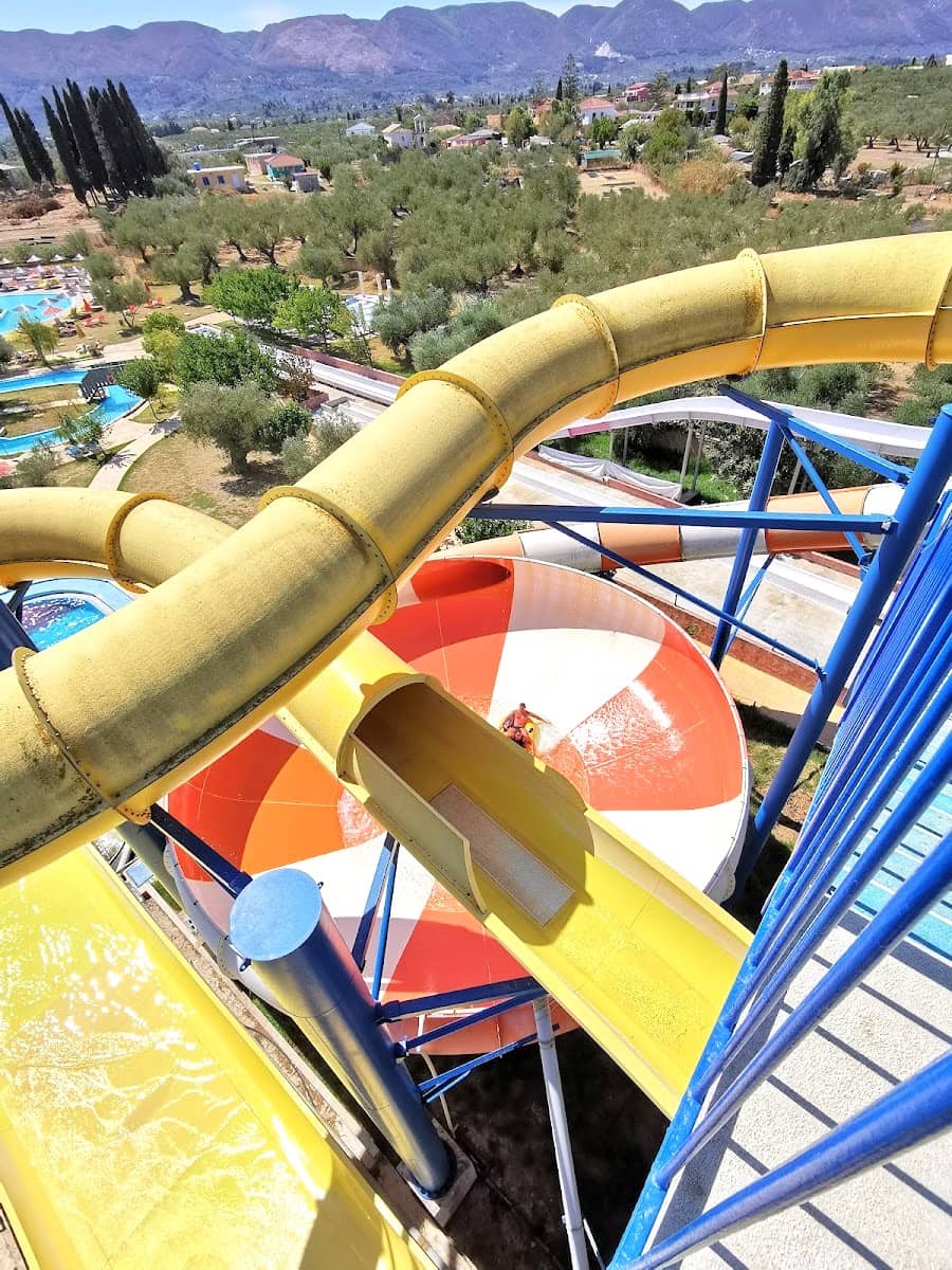 Tvilsi Water Park, Laganas