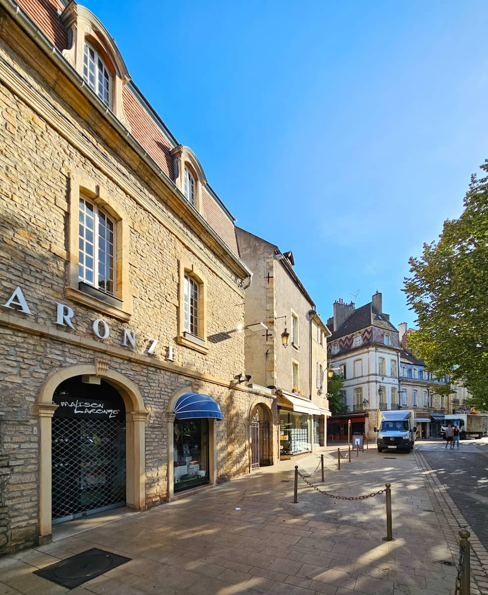 18th-Century Mansions