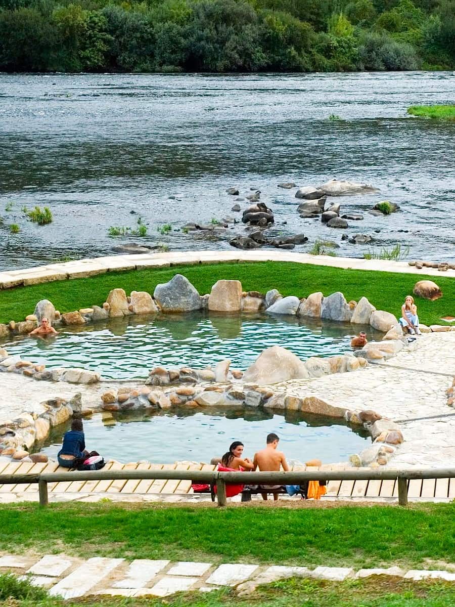 A Chavasqueira, Galicia