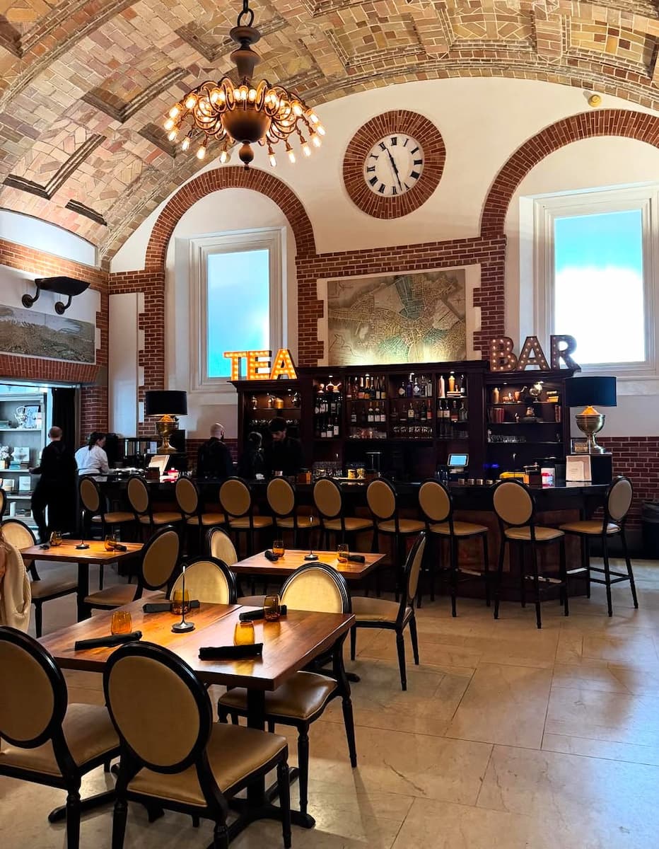 Boston Public Library