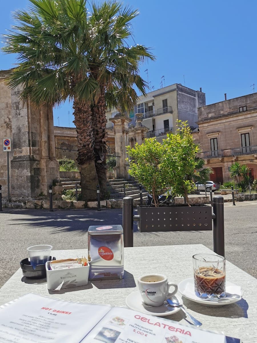 Caffè Pink Lady, Ostuni, Puglia