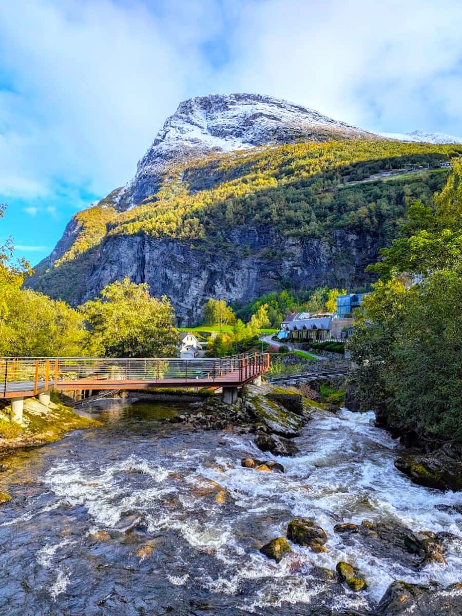 Fosseråsa, Geiranger