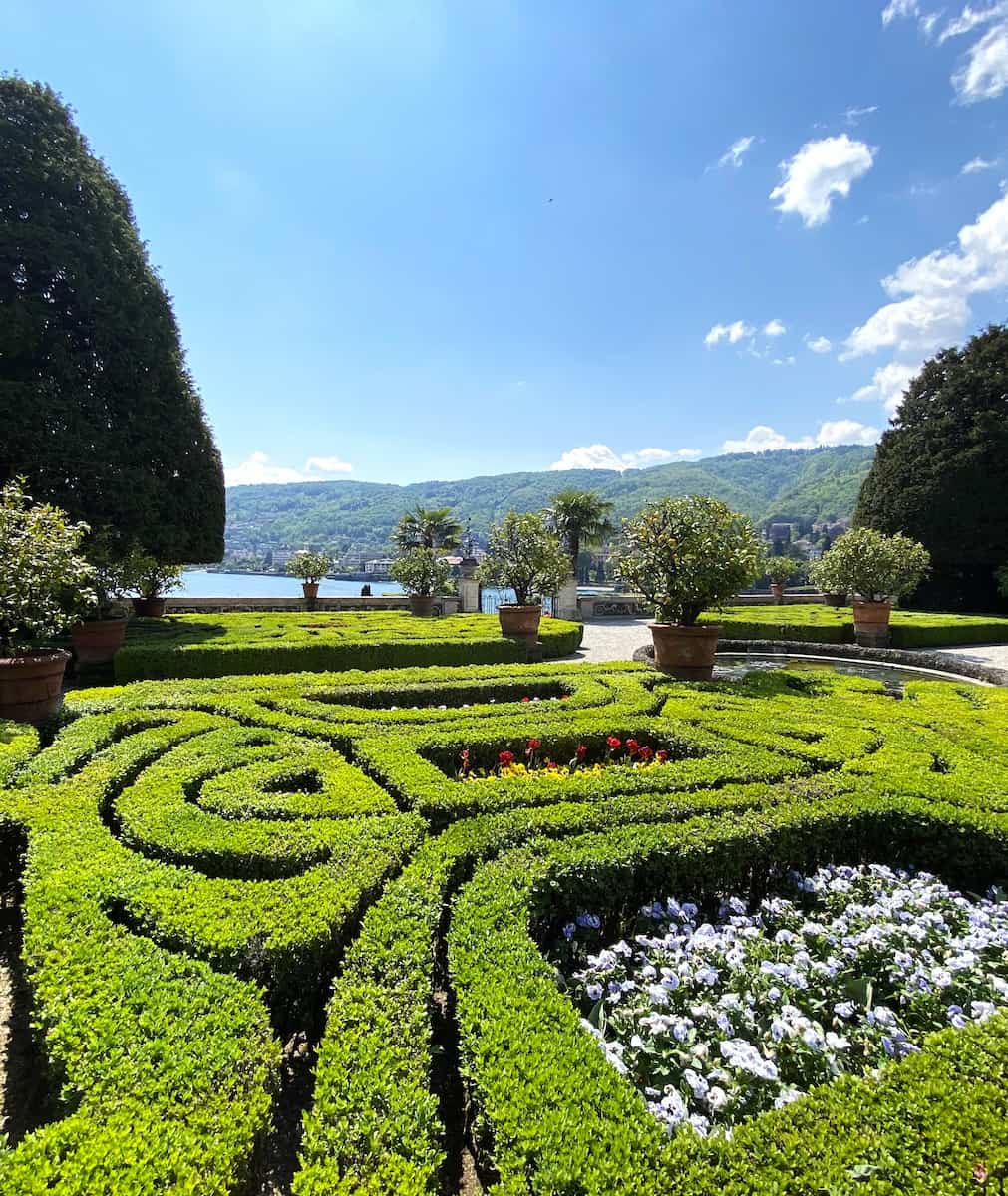 Gardens of territory, Palazzo Borromeo