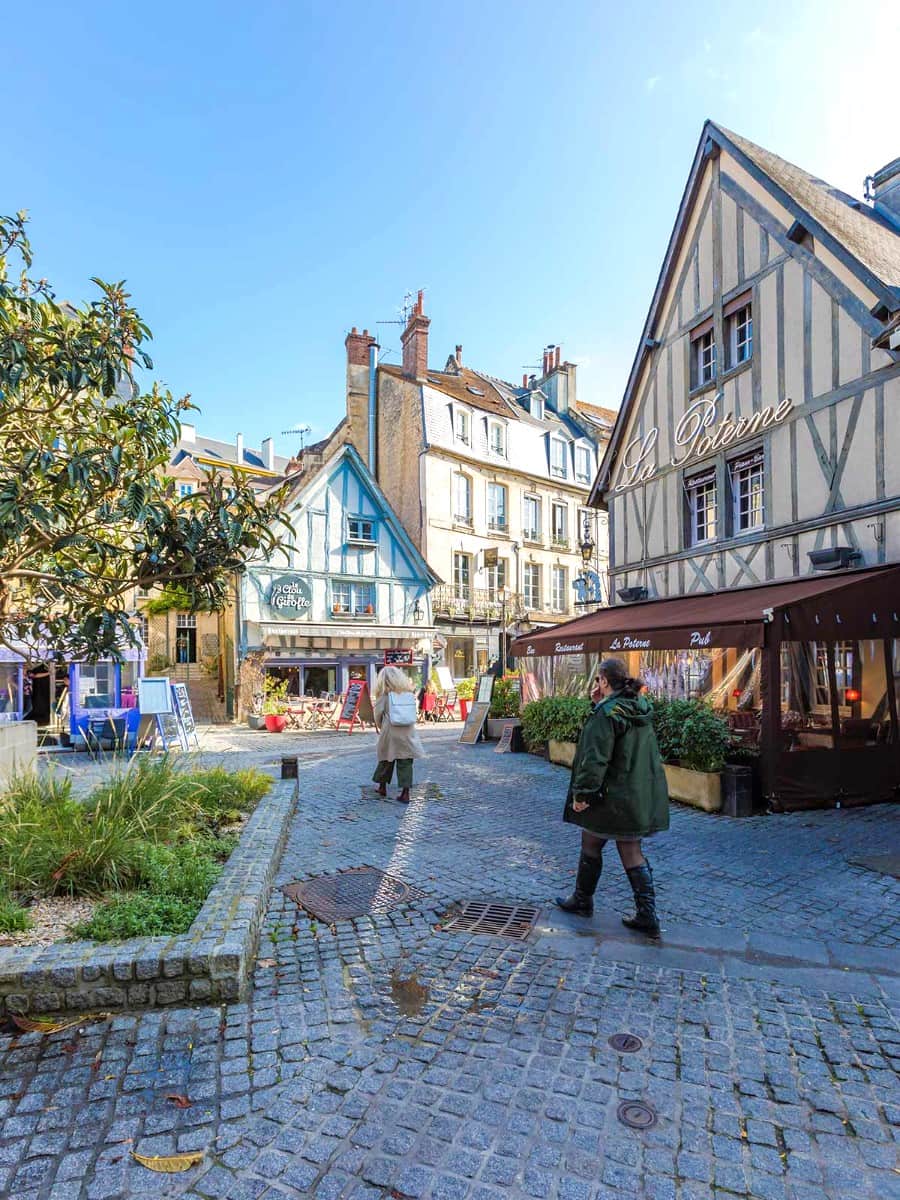 Vaugueux District, Caen