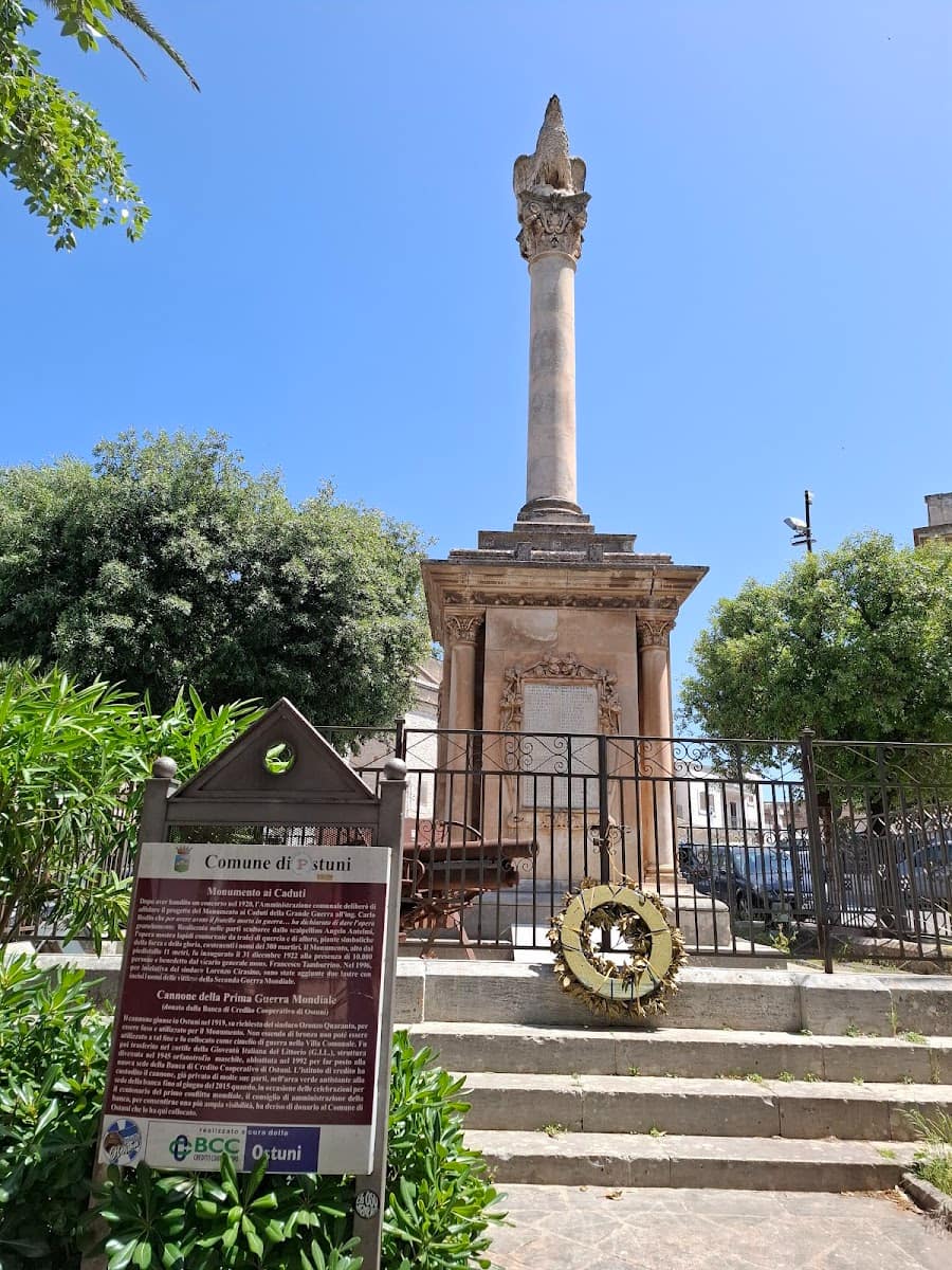 Villa Comunale Sandro Pertini, Ostuni, Puglia