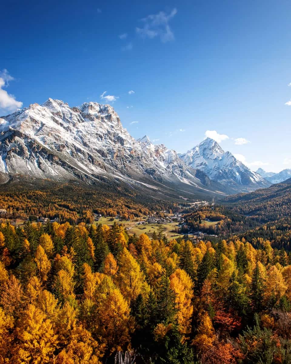 Autumn Foliage to Cortina d’Ampezzo