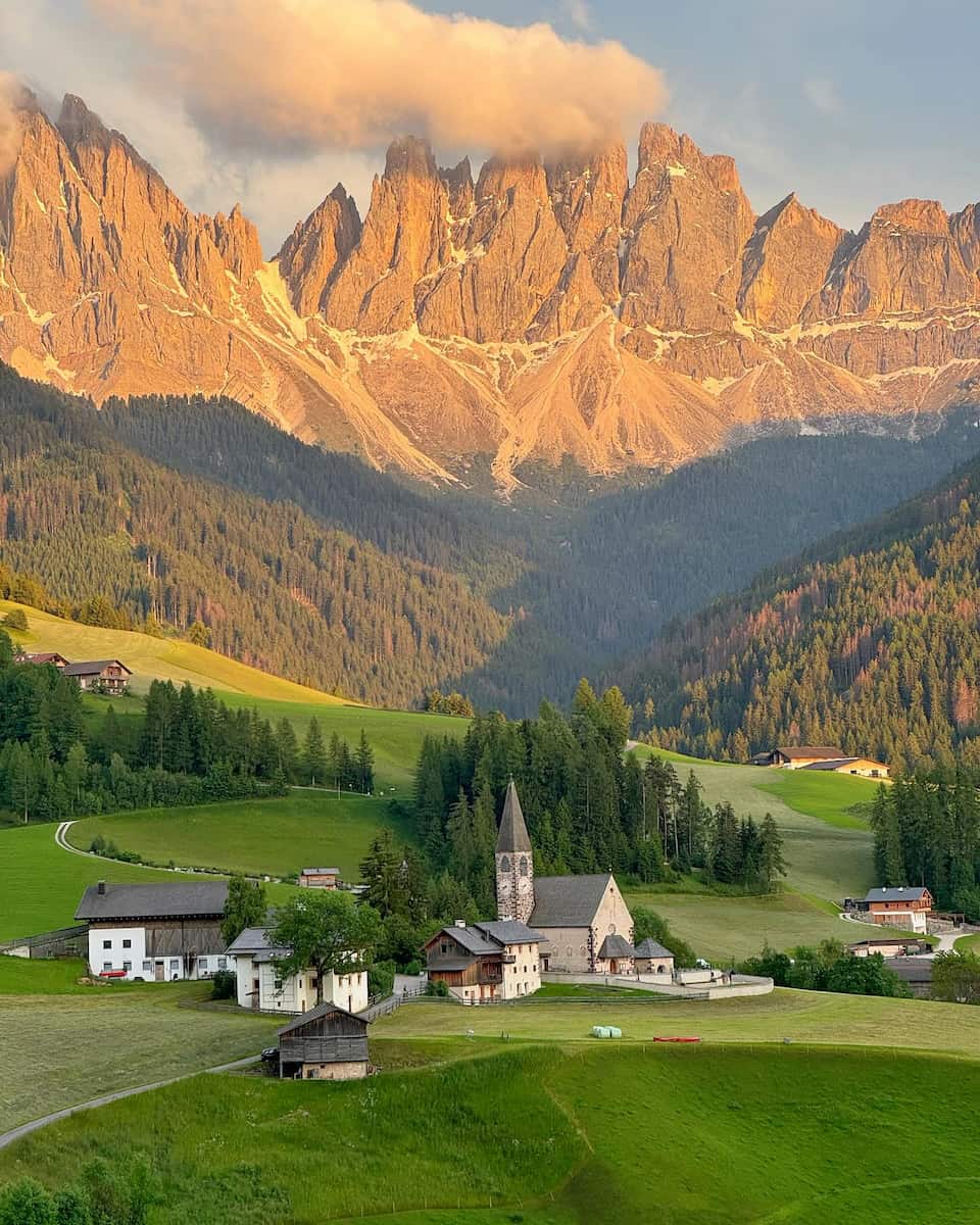 Autumn Foliage to Cortina d’Ampezzo