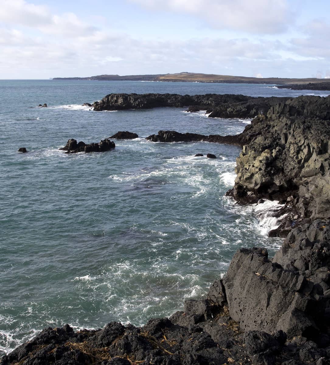 Brimketill Lava Rock Pool Keflavik