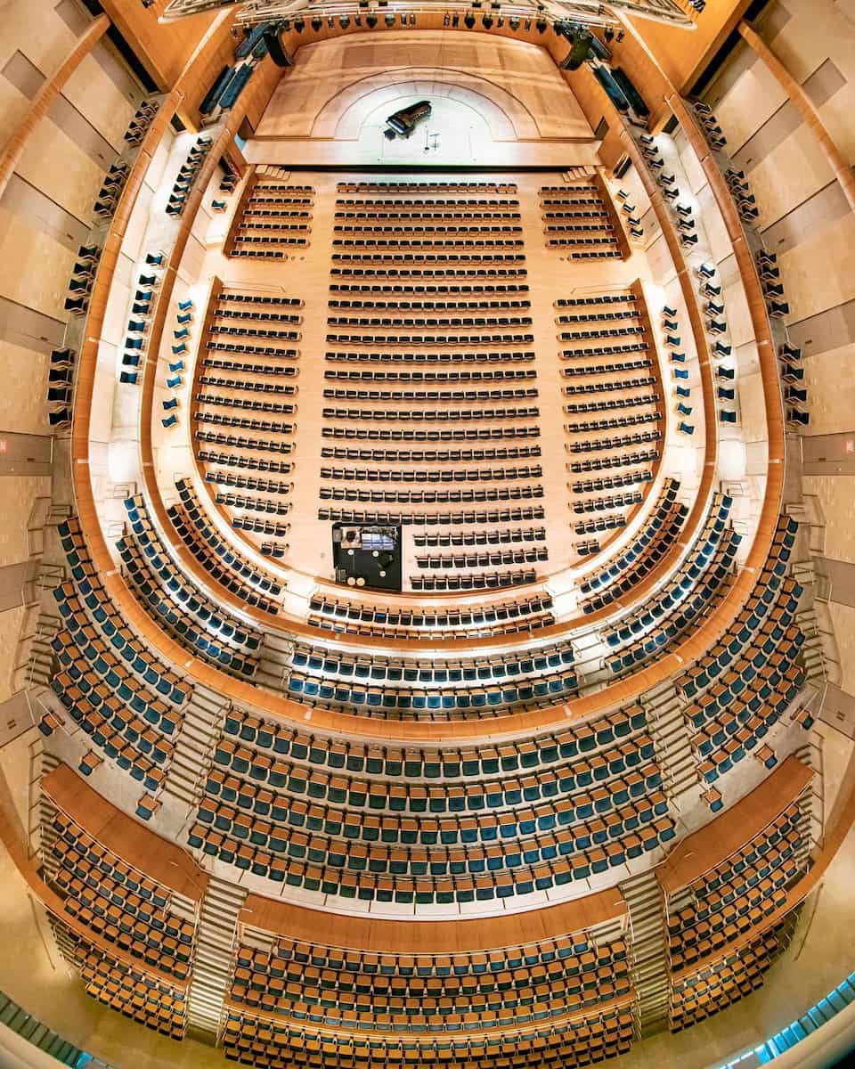 Holland Performing Arts Center, Omaha