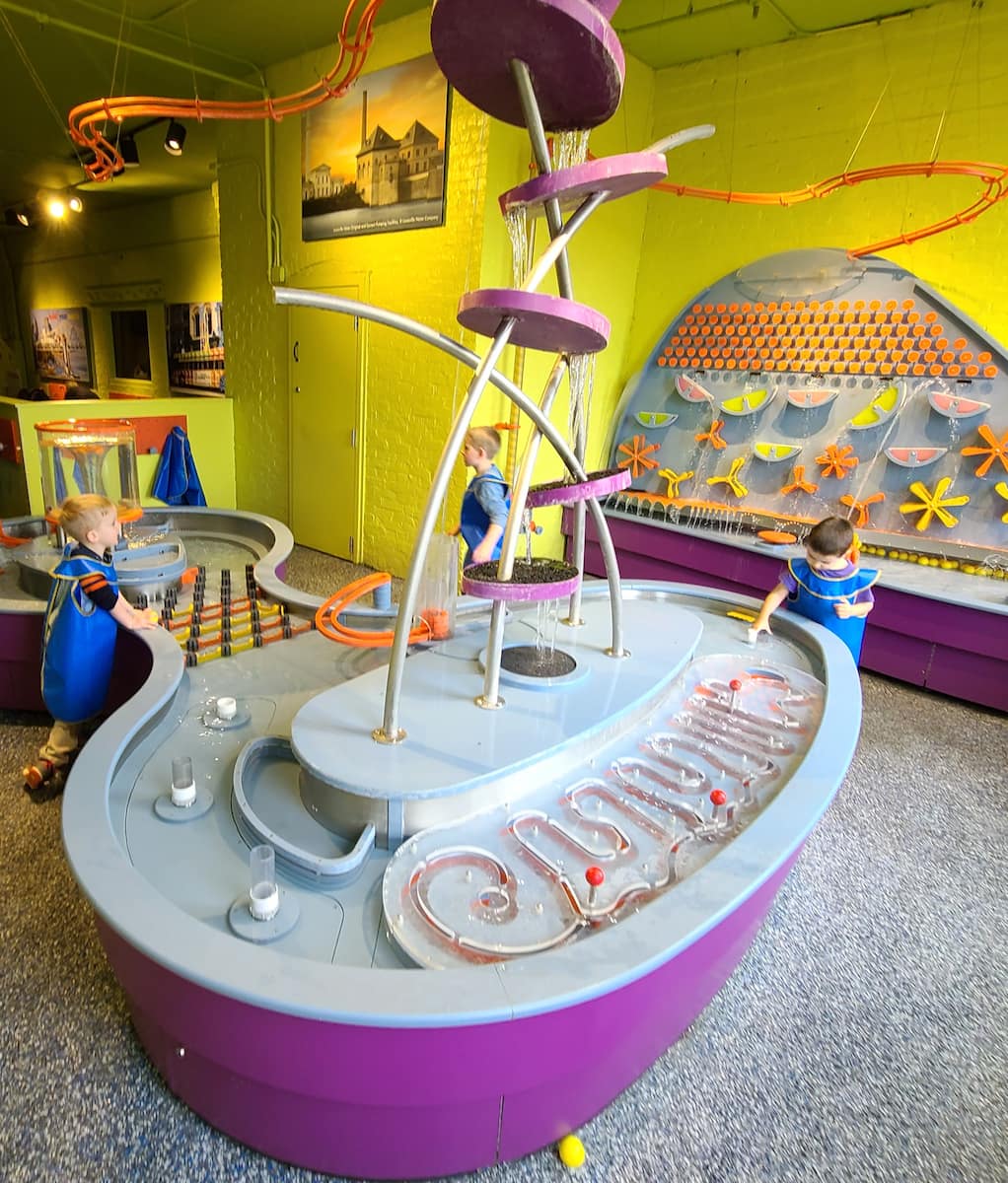 Kentucky Science Center, Louisville