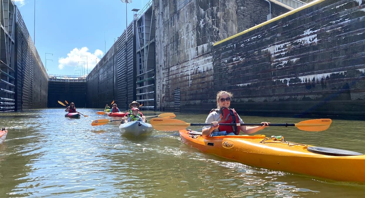 Nickajack Lake Bat Cave Kayak Tour, TN