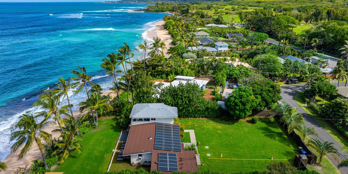 North Shore from Honolulu, Hawaii