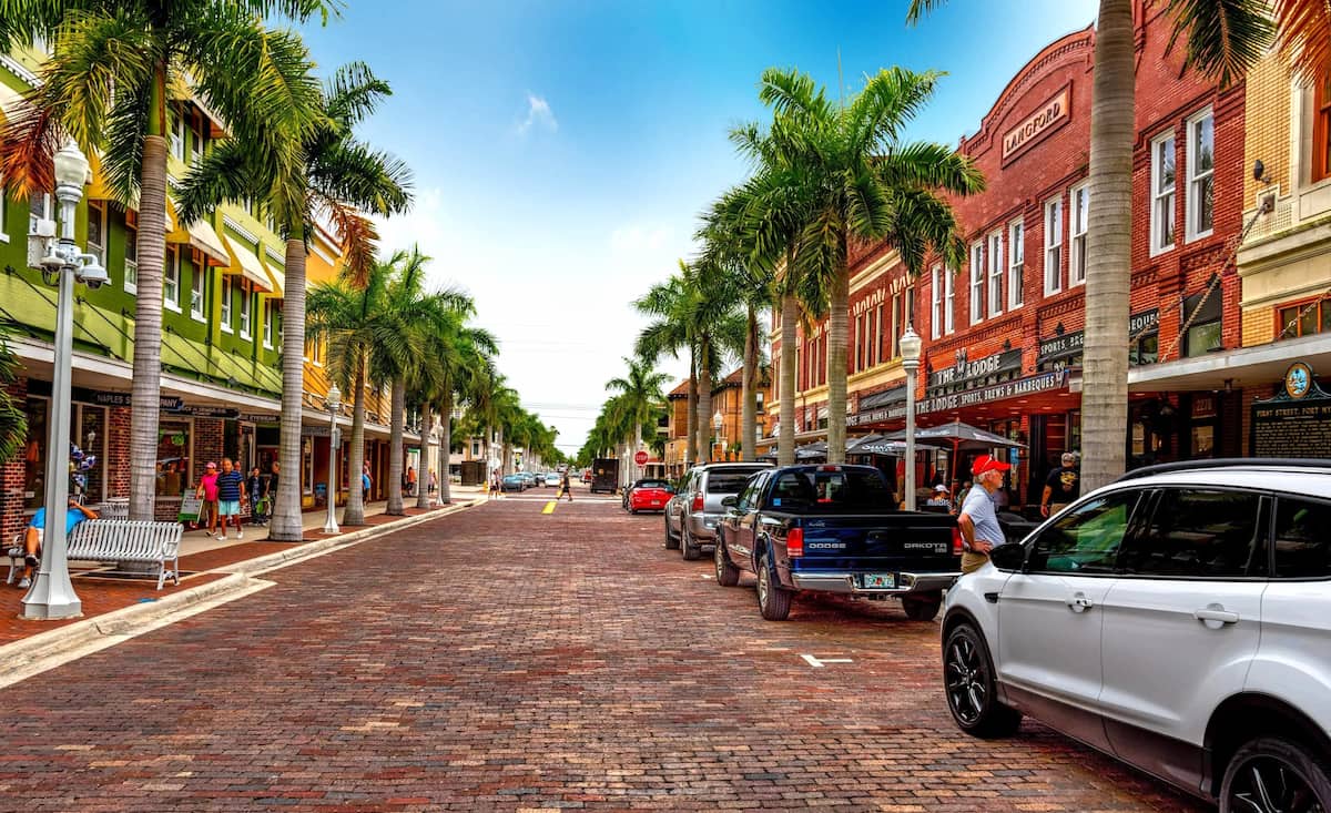 Old Town Historic District Walk Fort Lauderdale