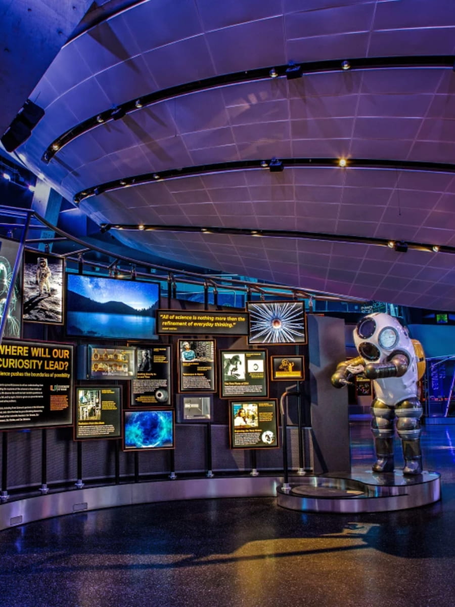 Inside of Phillip and Patricia Frost Museum of Science, Miami