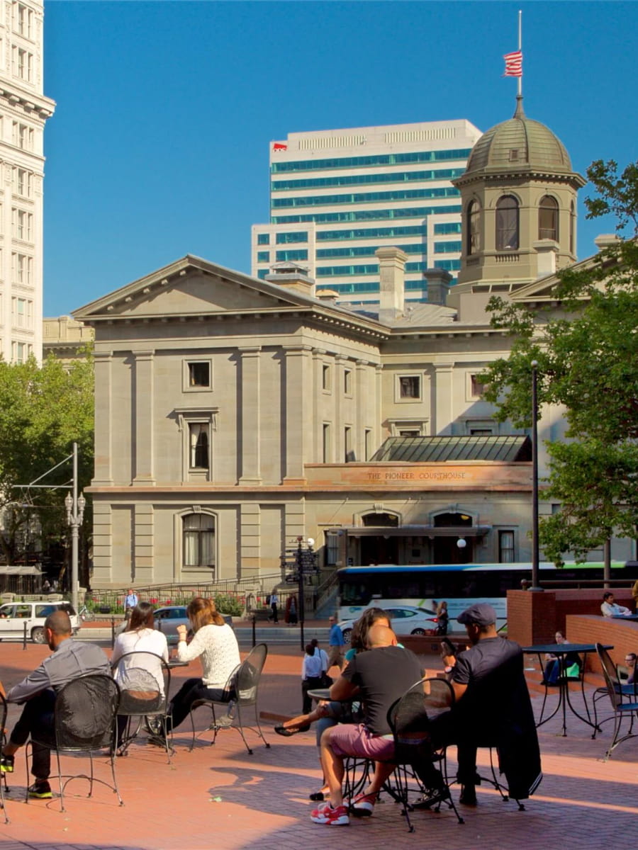 Pioneer Courthouse Square, Portland