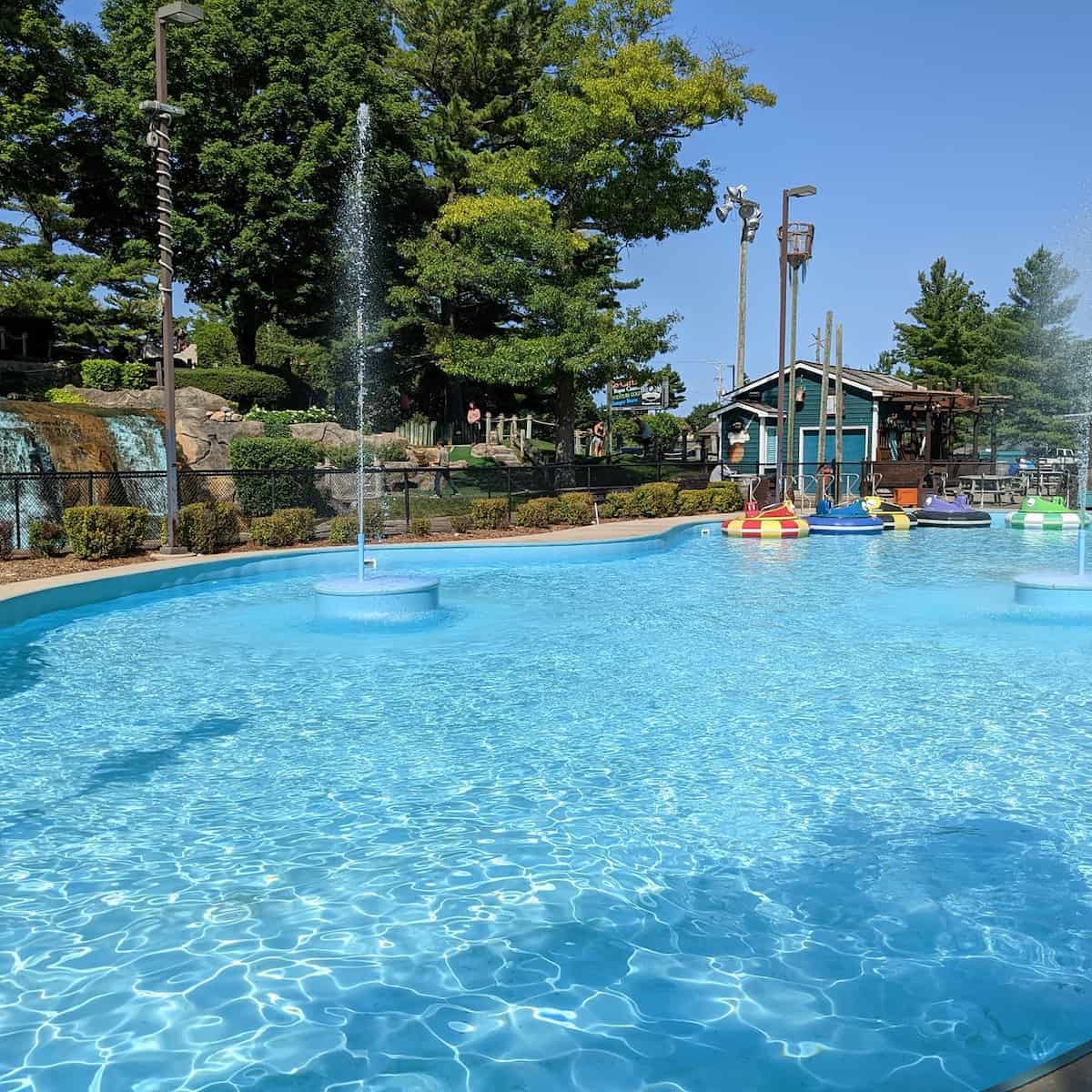 Pirate's Cove Adventure Golf, Maine