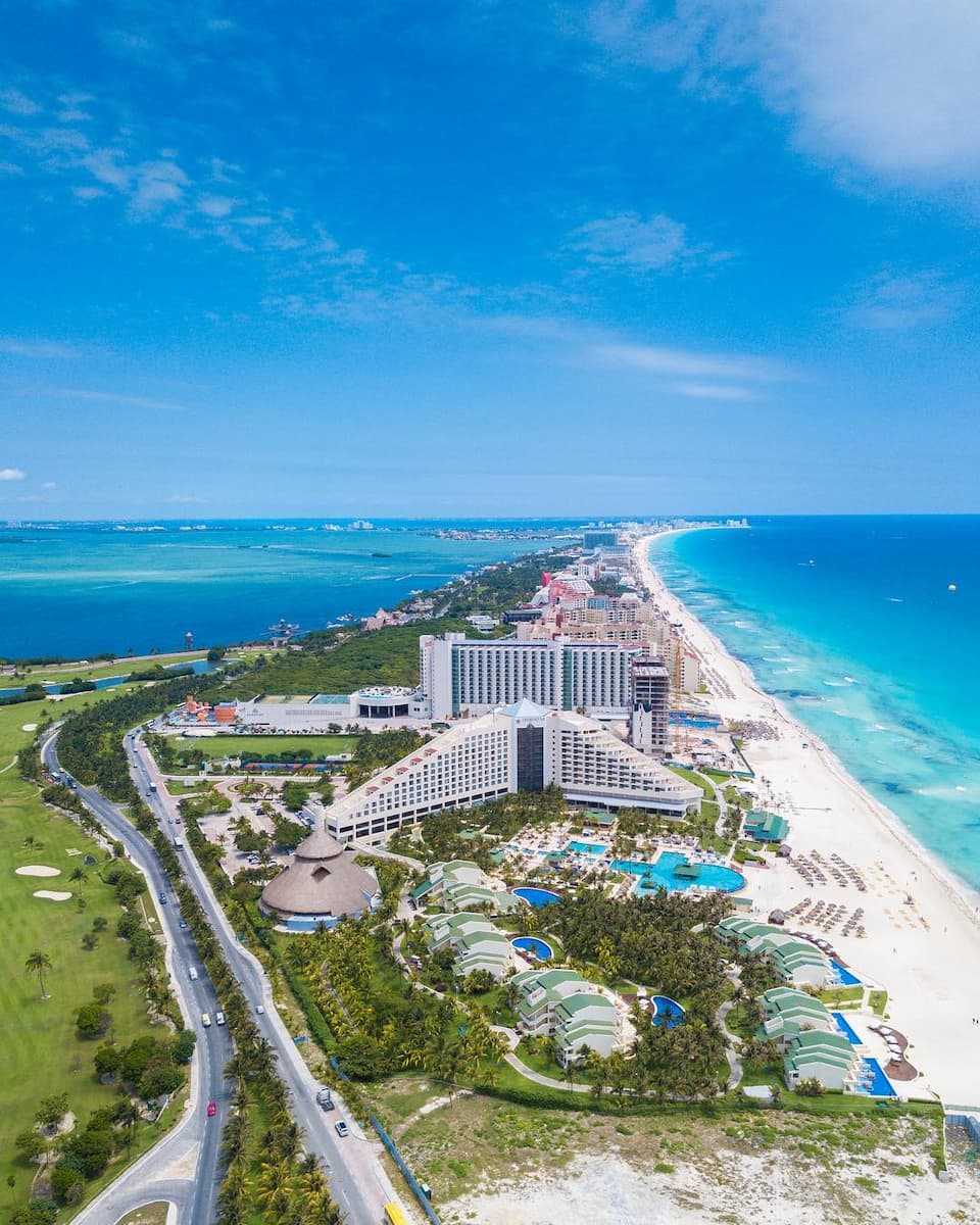Playa Delfines, Cancun