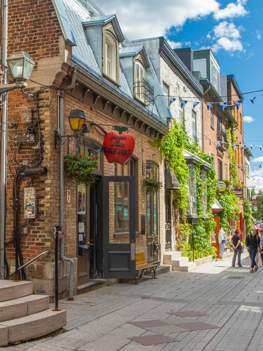 Quartier Petit-Champlain, Quebec City