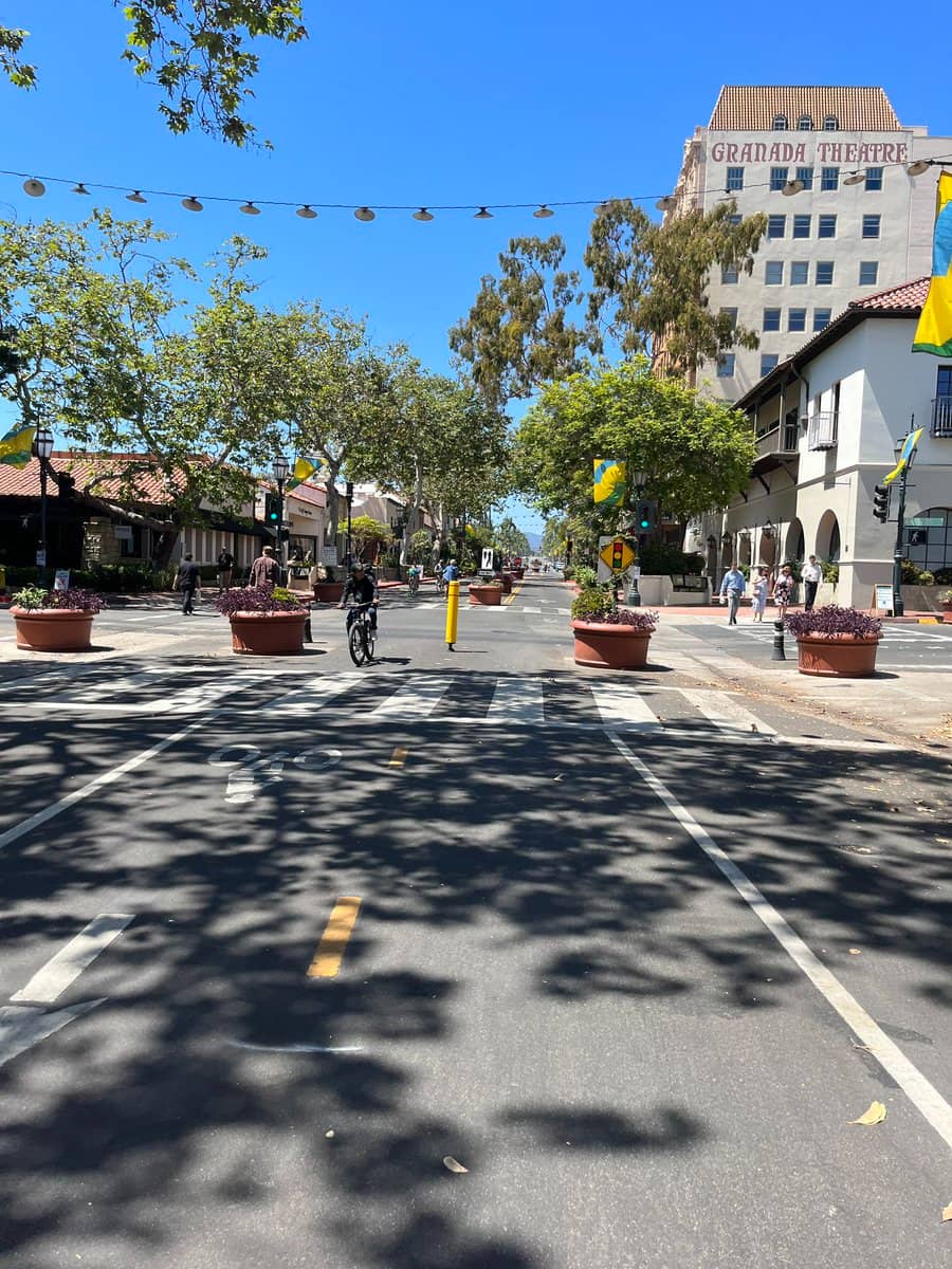 State Street Promenade, Santa Barbara