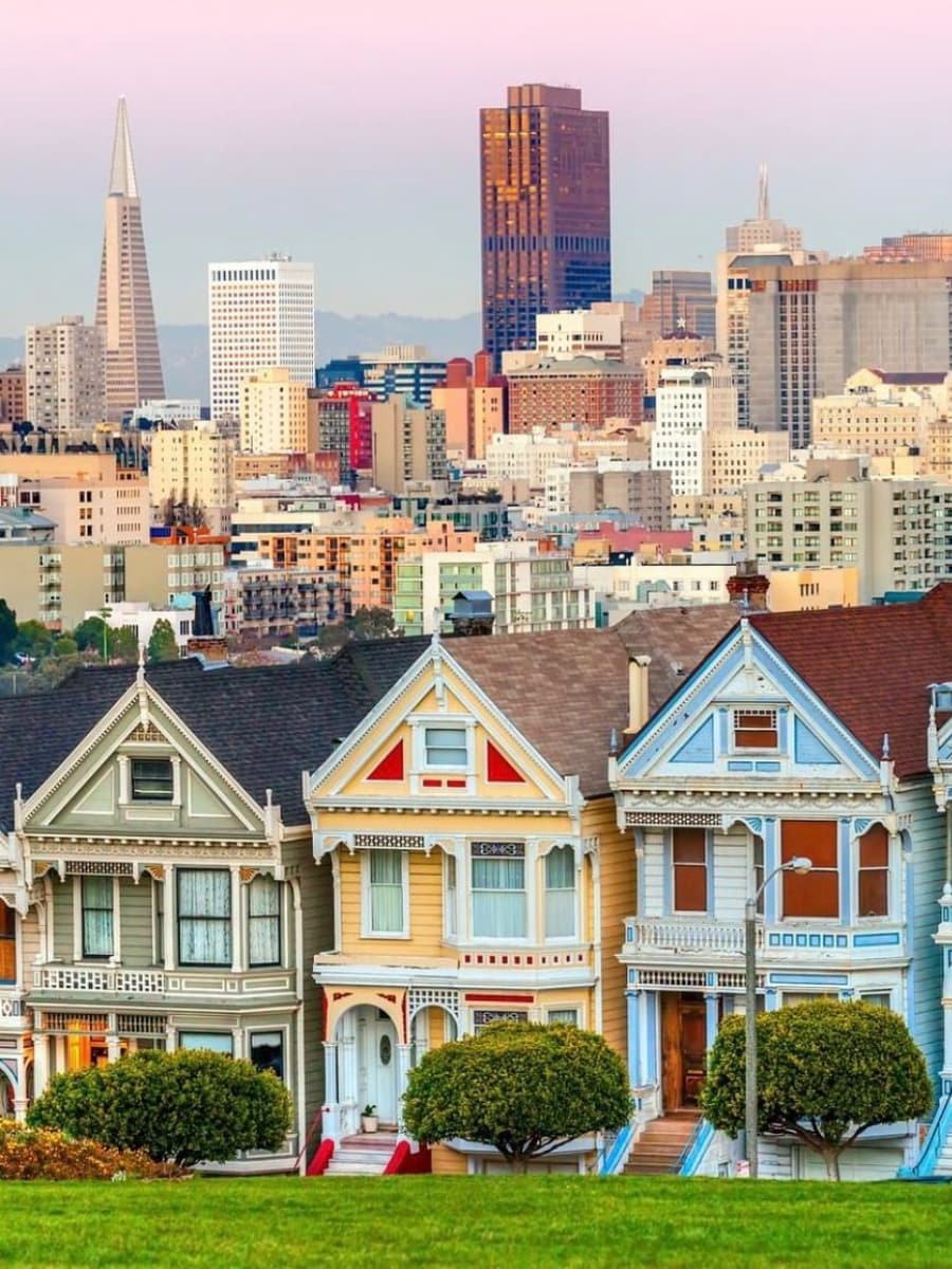 The Painted Ladies, California