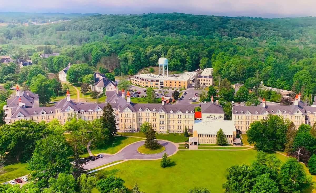 The Village at Grand Traverse Commons, Michigan