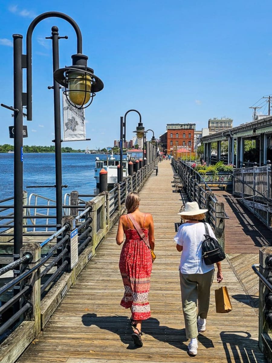 Wilmington Riverwalk, Wilmington