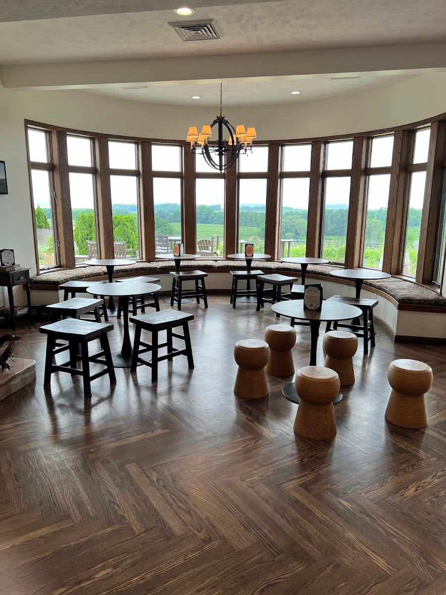 Chateau Chantal Winery and Inn, Traverse City, US