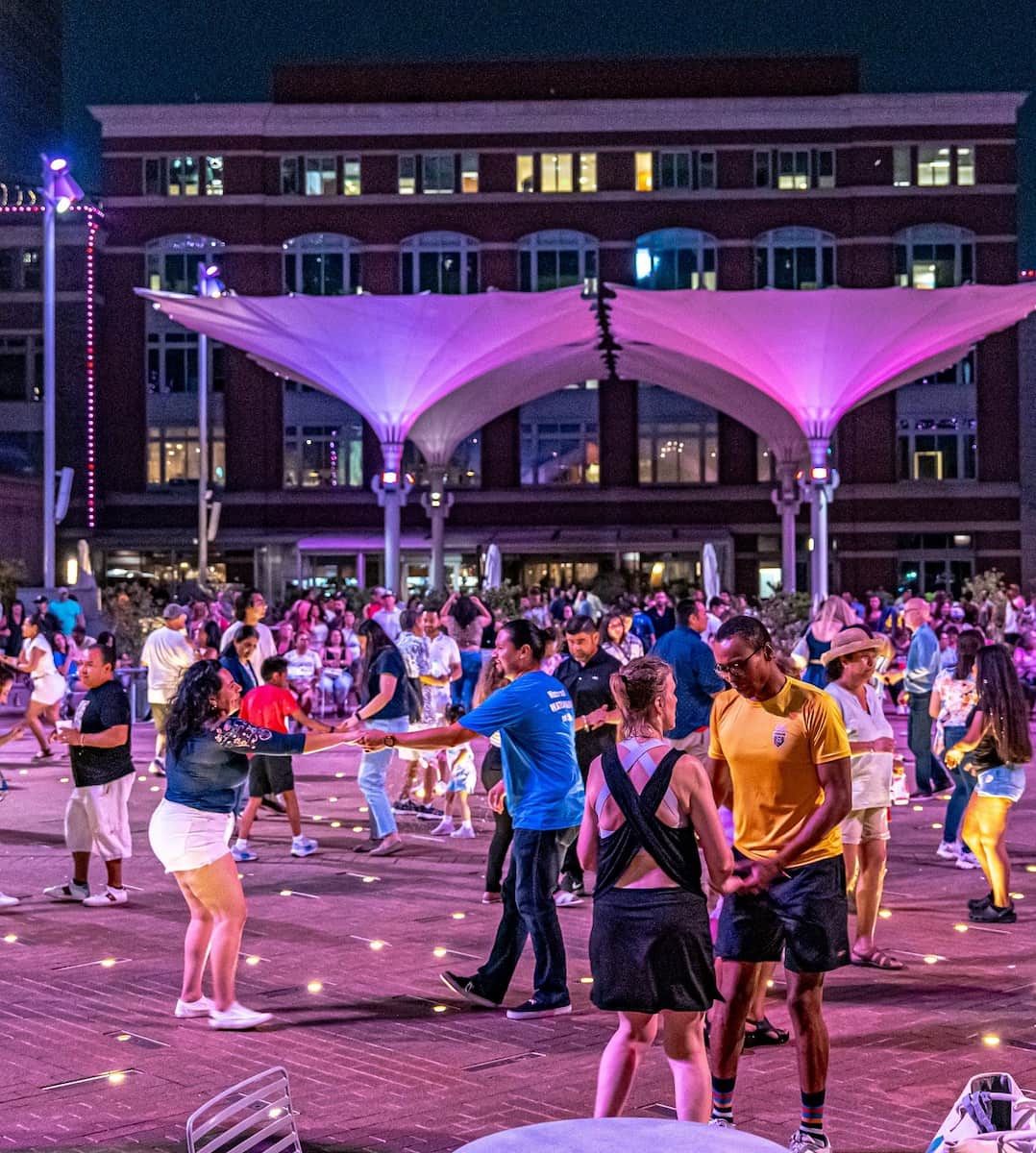 Concerts in Sundance Square, Fort Worth
