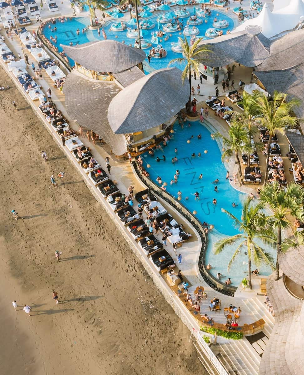 FINNS Beach Club, Bali