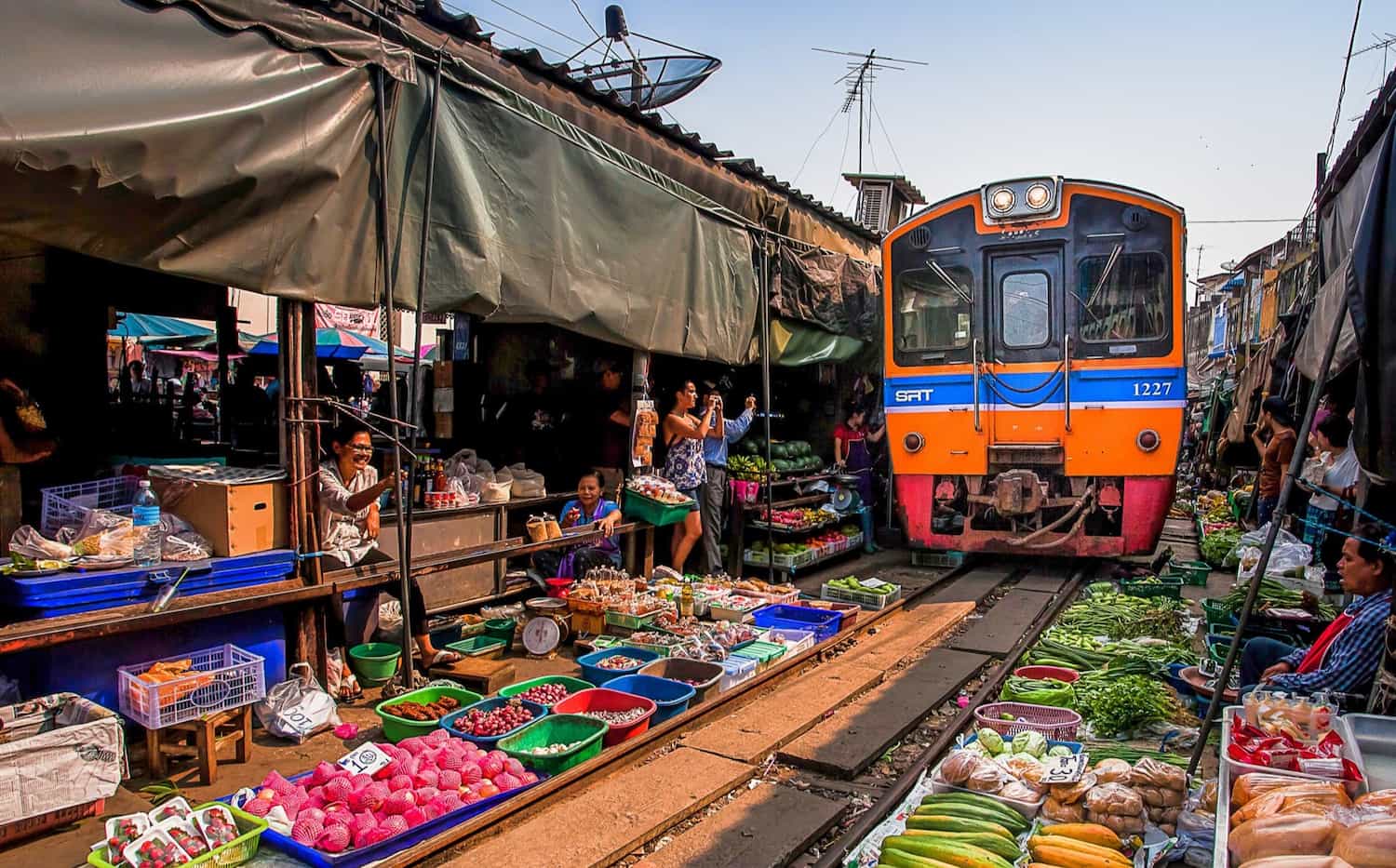 Maeklong Railway Market