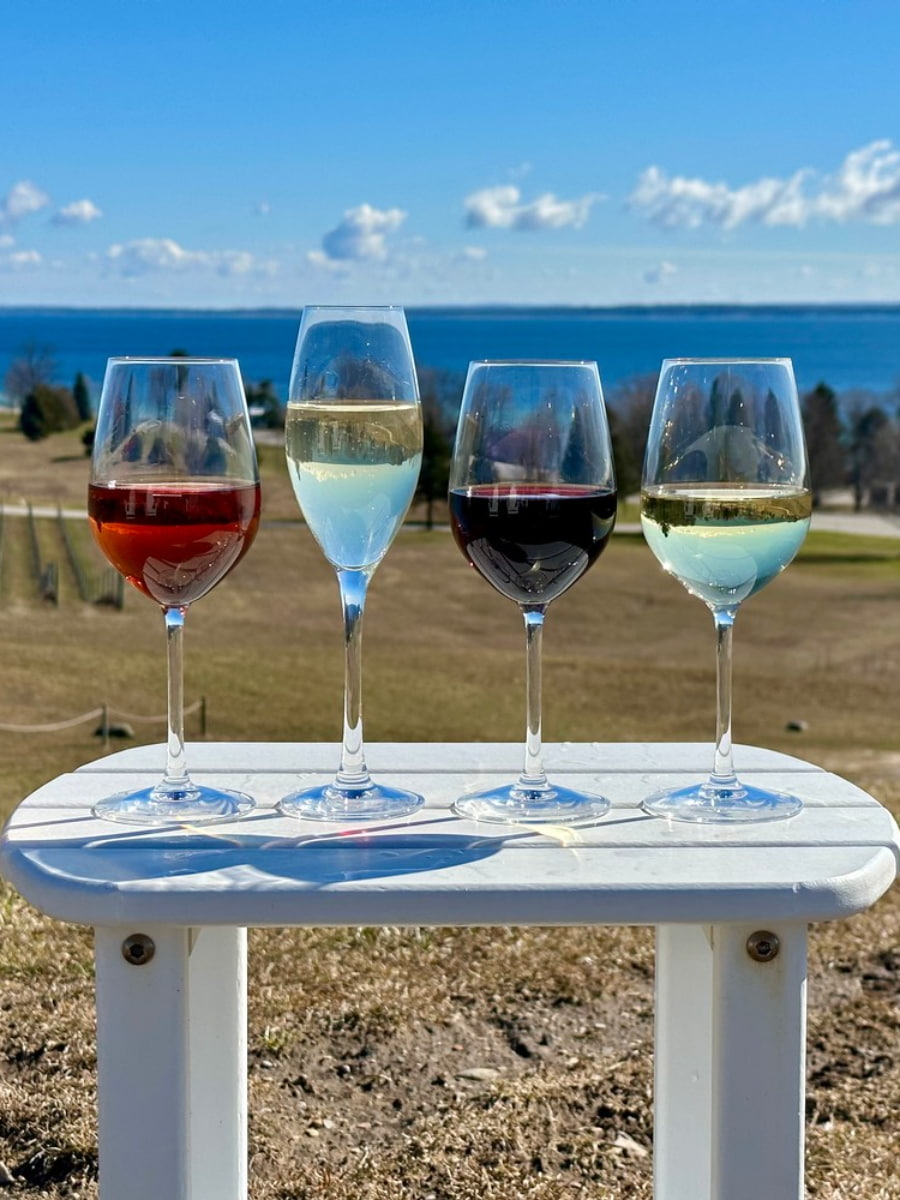 Mari Vineyards, Traverse City, US