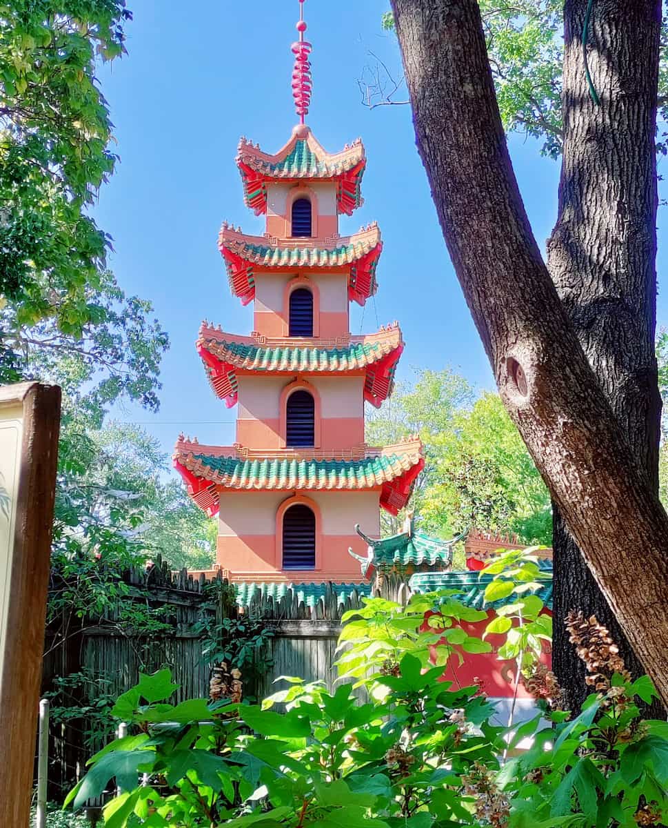 Memphis Zoo Animal Encounters