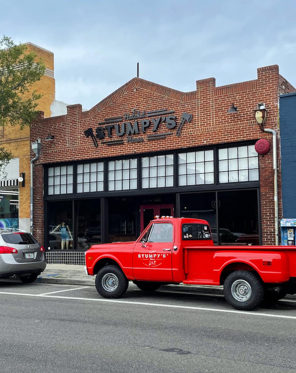 Stumpy’s Hatchet House, FL